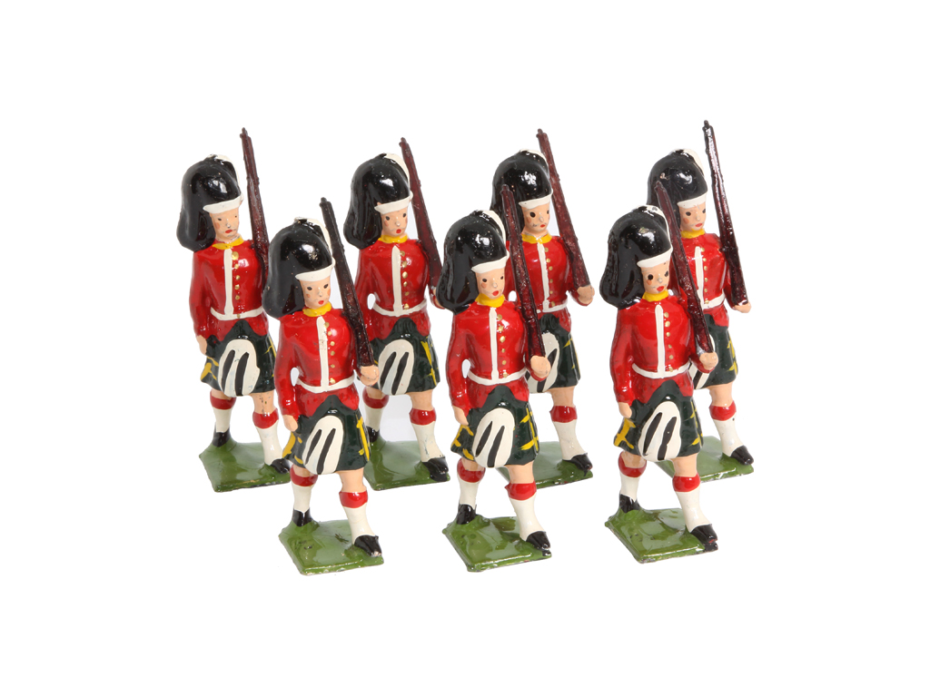 c.1950’s Vintage Britain’s Gordon Highlanders Lead Toy Soldiers (7)