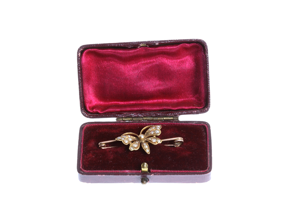 14ct Gold Butterfly Brooch Set With Seed Pearls – Original Box